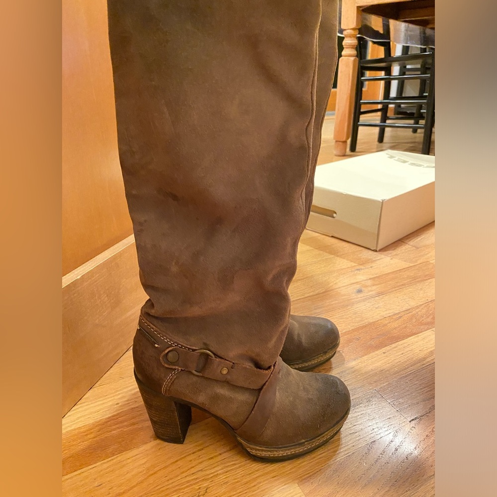 Diesel to the knee boots